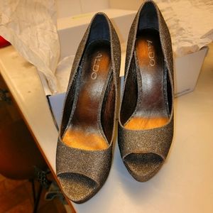 Aldo Platform Heels sz8